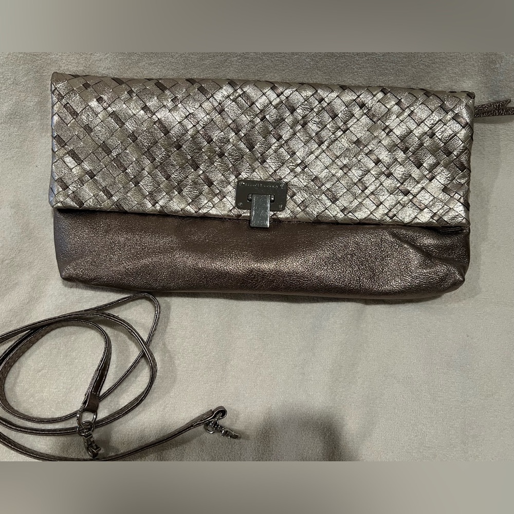 Elliot Lucca clutch